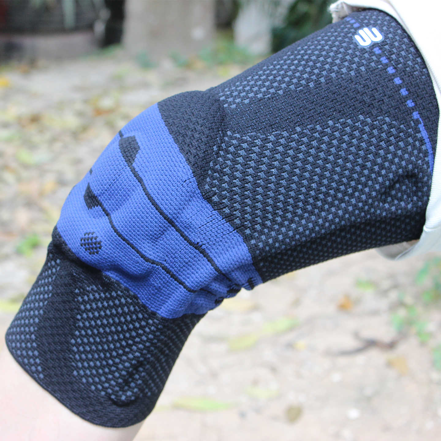 Genutrain 8th Gen Knee Brace C - đánh giá và giá Knee Sleeve Pair